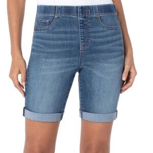 NWOT - Size 16 - Liverpool Los Angeles - Chloe Bermuda Pull-On Shorts in Bixby